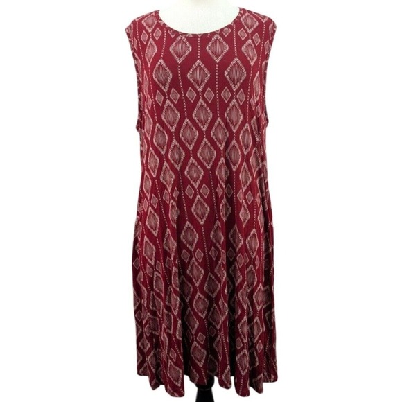 Style & Co Dress Women Plus 3X Sleeveless Geometric Pleated Maroon Rayon Stretch - Picture 1 of 10